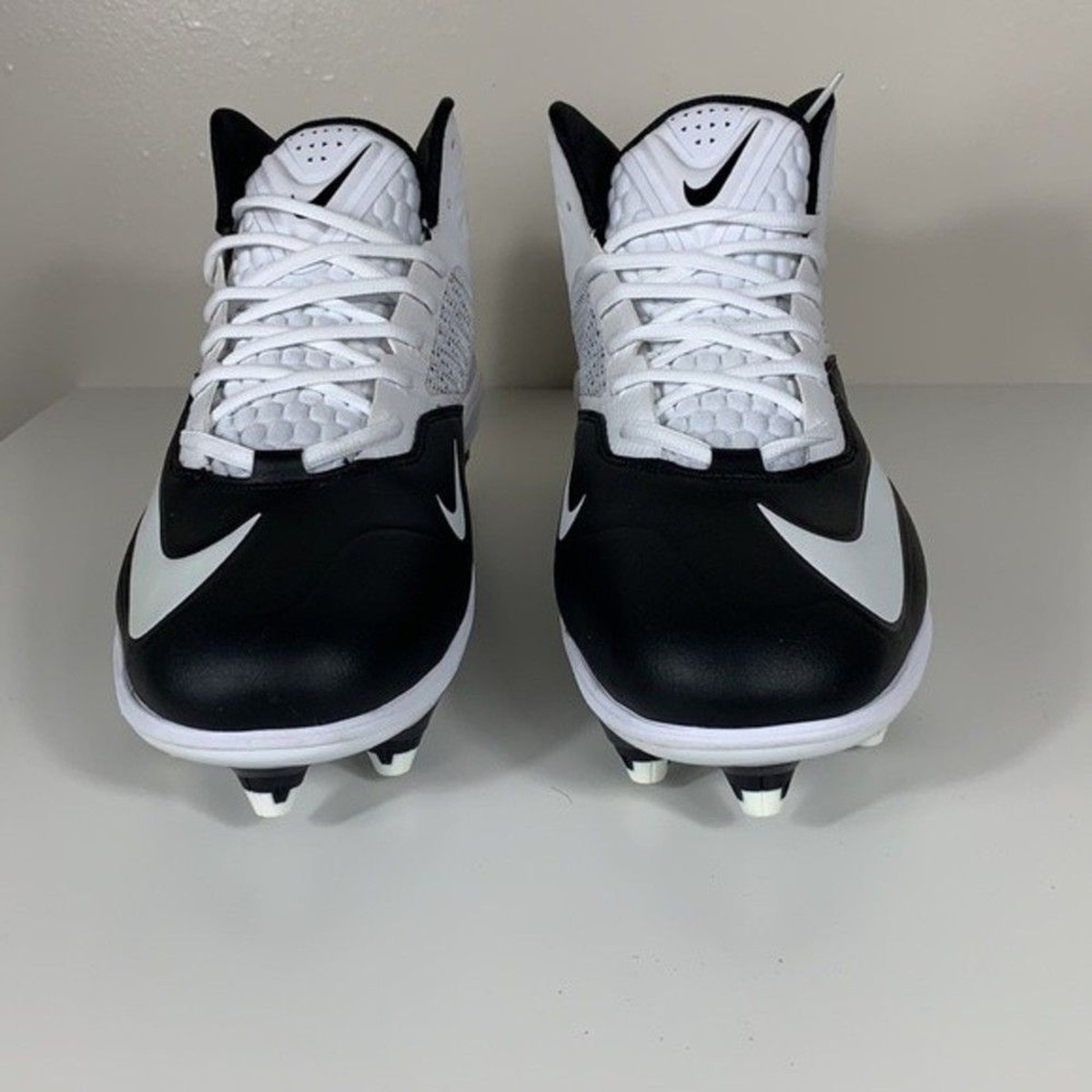 Nike Zoom Black & White Cleats men