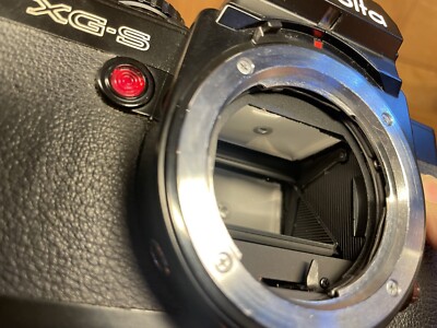 Mint* Minolta XG-S ( XG-9 ) Film Camera MD Rokkor 50mm F/1.7