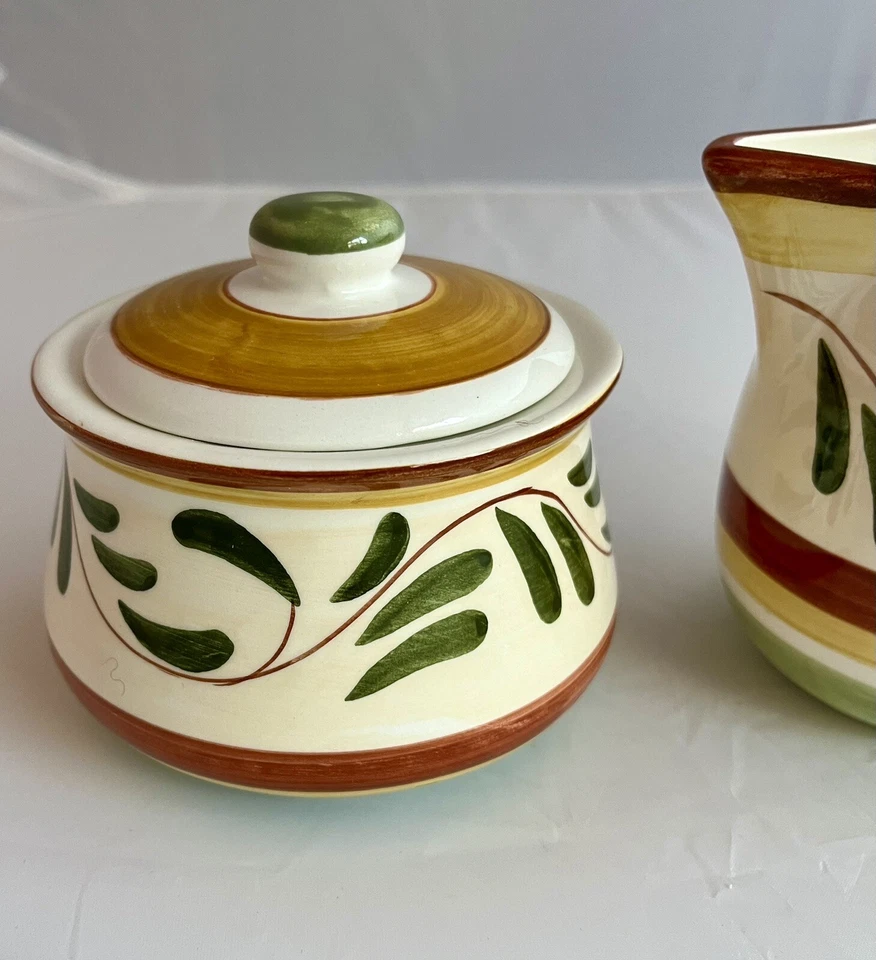 Crema y azucarero vintage de cerámica Gibson Catalonia con tapa Foto 3 de 4