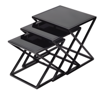 Schwarzer Metall-Beistelltisch Im Modernen Design