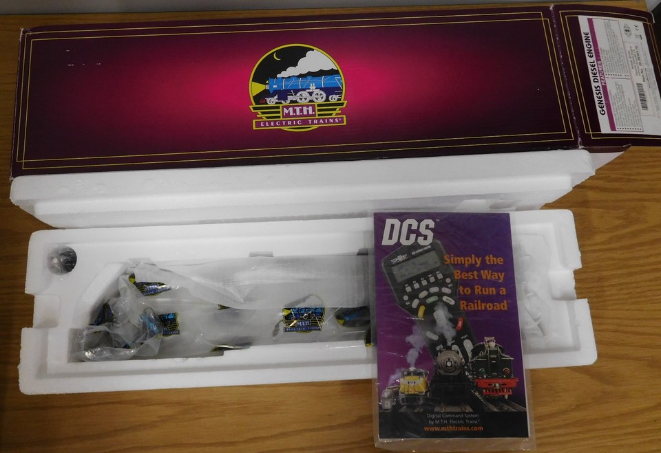 MTH 20-20303-1e Amtrak Genesis Diesel Engine #156 40th Anniversary O ...