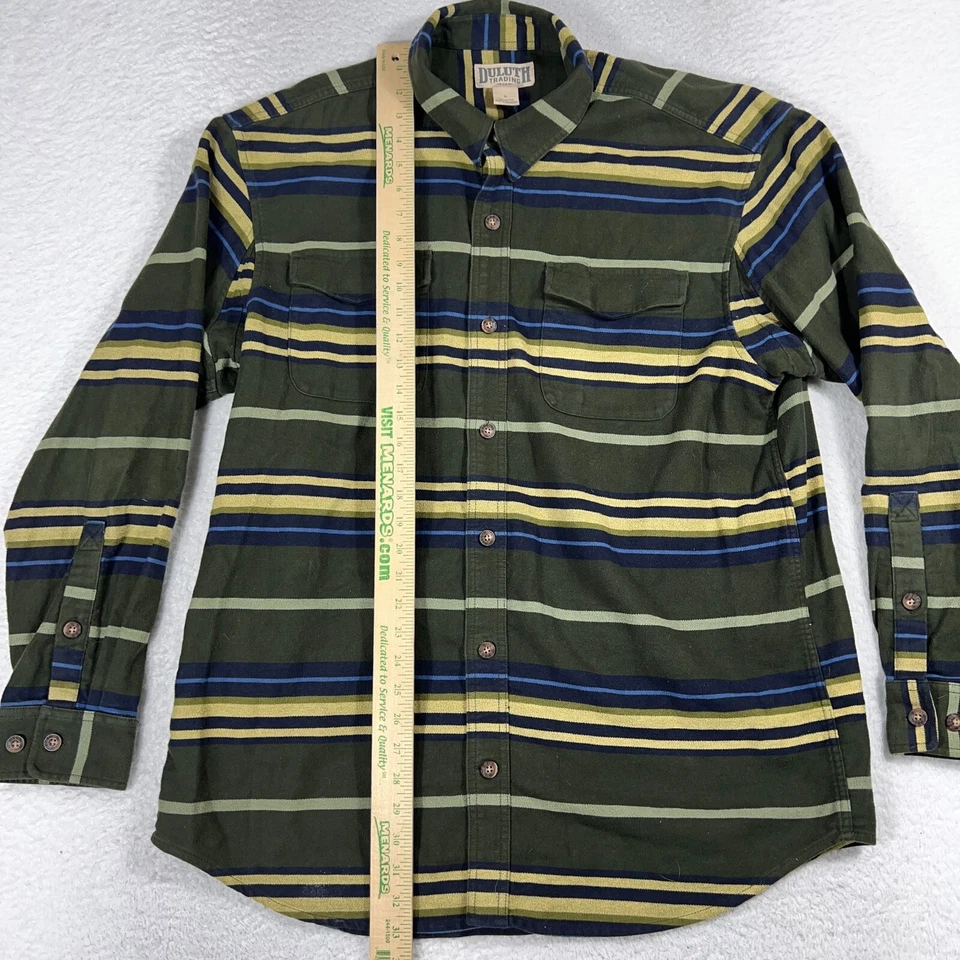 Duluth Trading Shirt Heavy Flannel Green Men's L Outdoors Hiking Workwear Pocket - Image 4 of 4