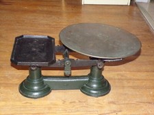 ancienne balance 1 plateau poincon couronne GEO9R 297