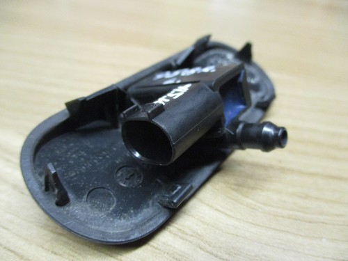 Scheibenwaschdüse vorne links Audi Q5 8R Spritzdüse Waschdüse 8R0955987B - Picture 4 of 5