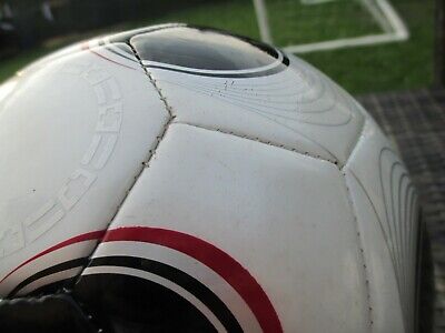Adidas UEFA Euro 2008 Europass - Capitano Official Size 5 Adidas UEFA Euro 2008 Europass - Capitano Official Size 5