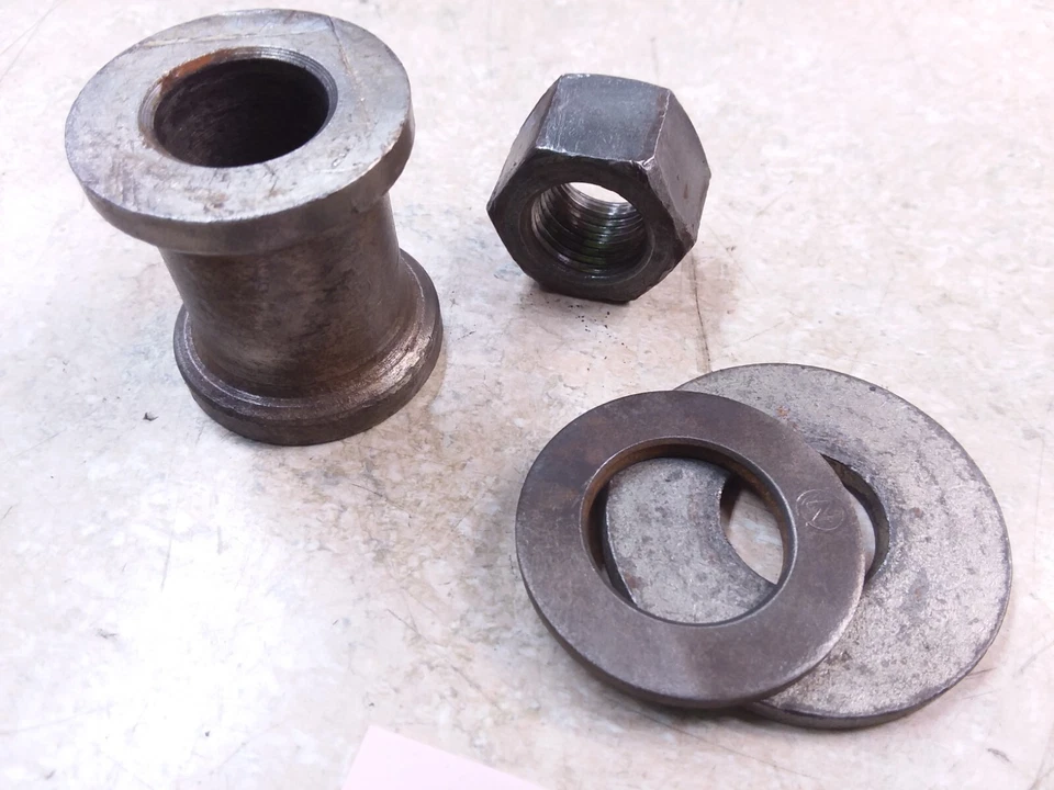 Yamaha 250 305 YDS3 YM1 YM2C herrajes de eje de rueda trasera 1966 1967 de colección ANS-C18 Foto 2 de 2