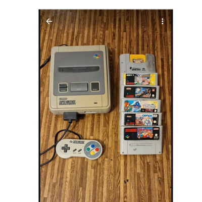 Nintendo Super Nintendo Entertainment System mit Controller und 6 Spielen