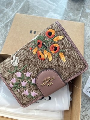 NEW COACH CEC32 Medium Corner Zip Wallet Signature Jacquard w Floral Embroidery
