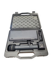 Samson SR22 Wireless Receiver w/ SH-2 Wireless Mic