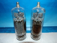 PL519 ULTRON SQ # COPPIA ABBINATA # NOS (4717)