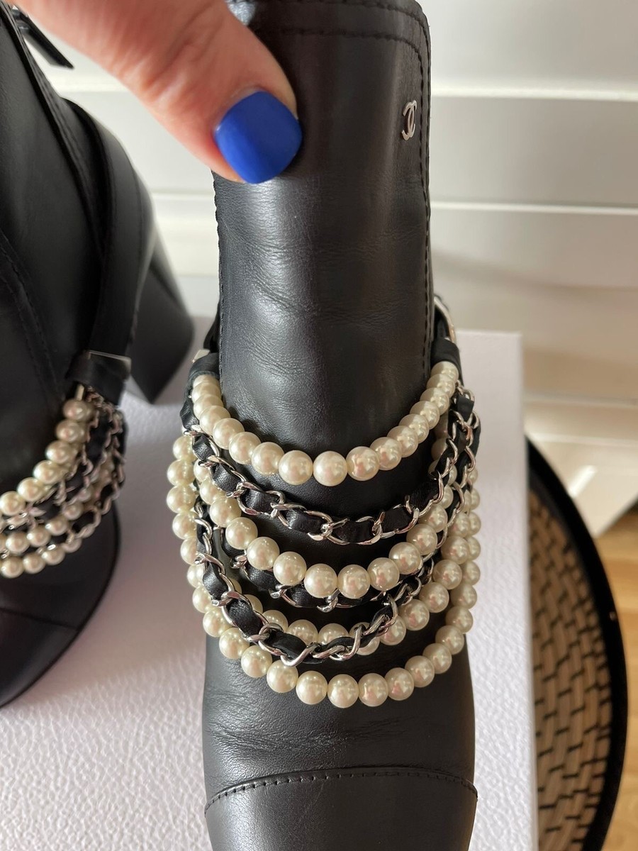 Chanelシャネル定番パール付きヒール38サイズ靴shoseシューズ Chanel heel boots with pearls Size 38 | eBay