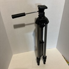 PROMASTER 6000 Tripod , Black and Silver, adjustable height, great condition