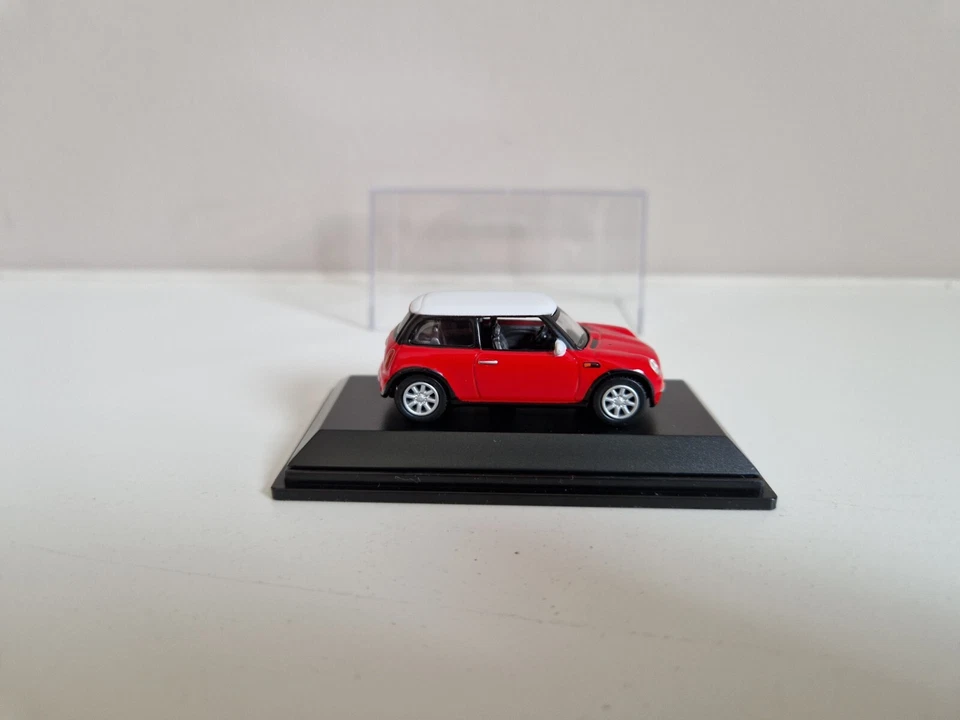 Real-X 1/72 BMW New Mini - Rosso - 2002 - Immagine 3 di 4