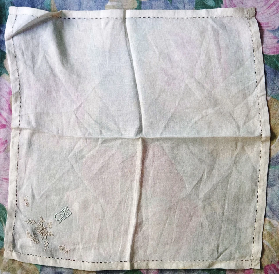 Lot de deux mouchoirs anciens brodés / serviette à thé / pochette * embroidery - Photo 4/4