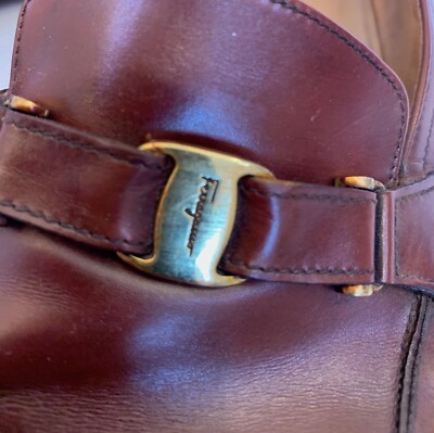 Ferragamo Classic Loafer Slip Ons 9.5 Burgundy Original heel  display picture 1