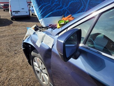 Used Left Door Mirror fits: 2016 Subaru Legacy Power body color heated w/o turn