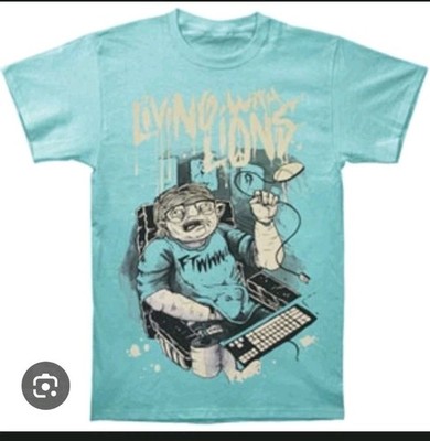 Living With Lions Computer Nerd Mens Sz Lg T Shirt 