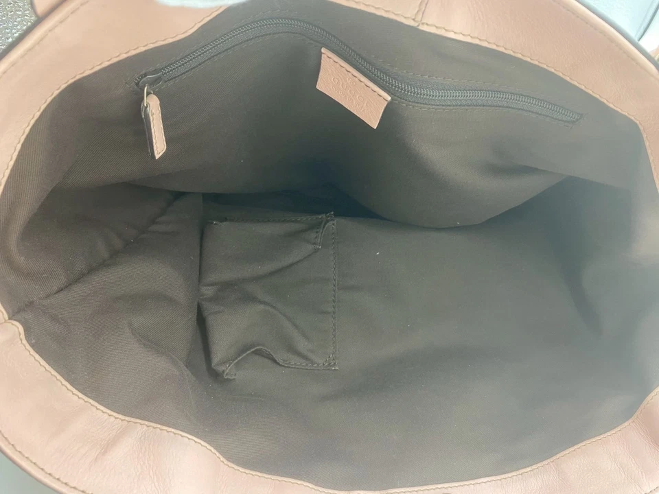 Gucci GG Canvas Tote Bag Authenticity - Image 4 of 4