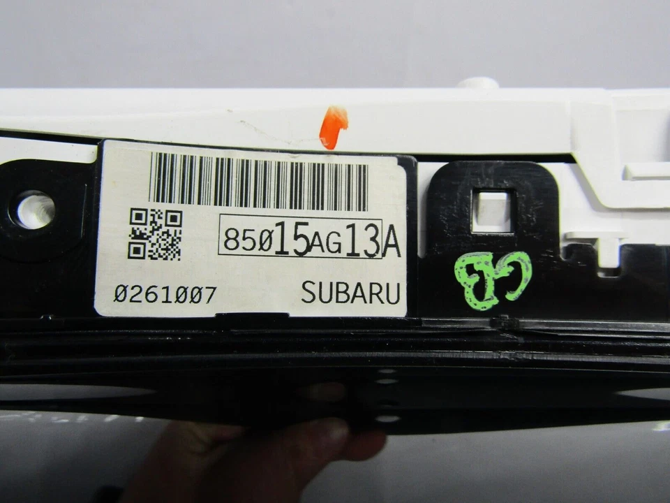 Cuadro de instrumentos velocímetro Subaru Outback 2005 OEM 85015AG13A Foto 4 de 4