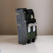 TC40 TC40 Zinsco Plug-On Circuit Breaker (TC240, T240) 2 POLE 40A 240v Nice!