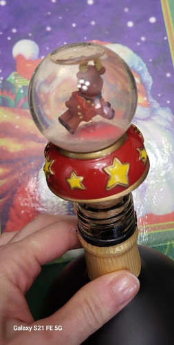 Cute Christmas Character Wine Cork - Picture 5 of 19