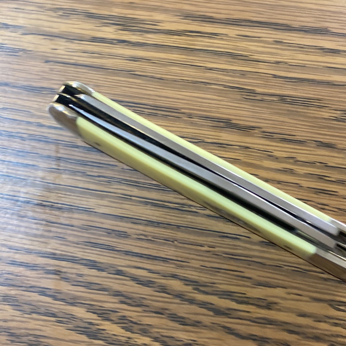 CASE XX No. 3254 SYNTHETIC YELLOW 4 1/8