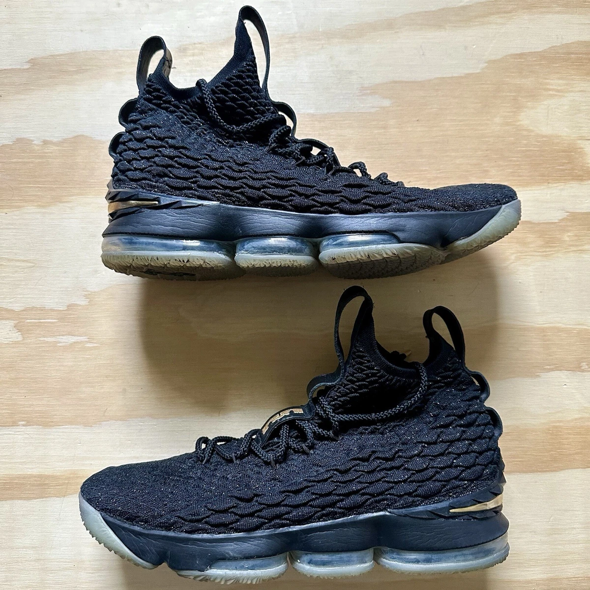 Las mejores ofertas en Nike LeBron 15 Metallic Gold | eBay