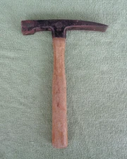 Vintage Belknap Bluegrass 24 oz Brick Masonry Mason Hammer