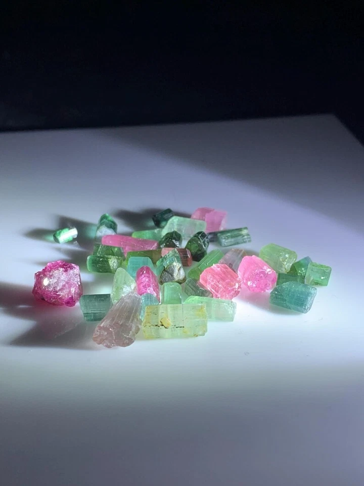 Beauitful Rough Afghanistan Tourmaline Lot – 74 Carats - Image 2 of 4