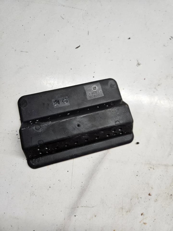 Tapete de borracha console central Saab 93 9-3 12762999 - Imagem 4 de 4