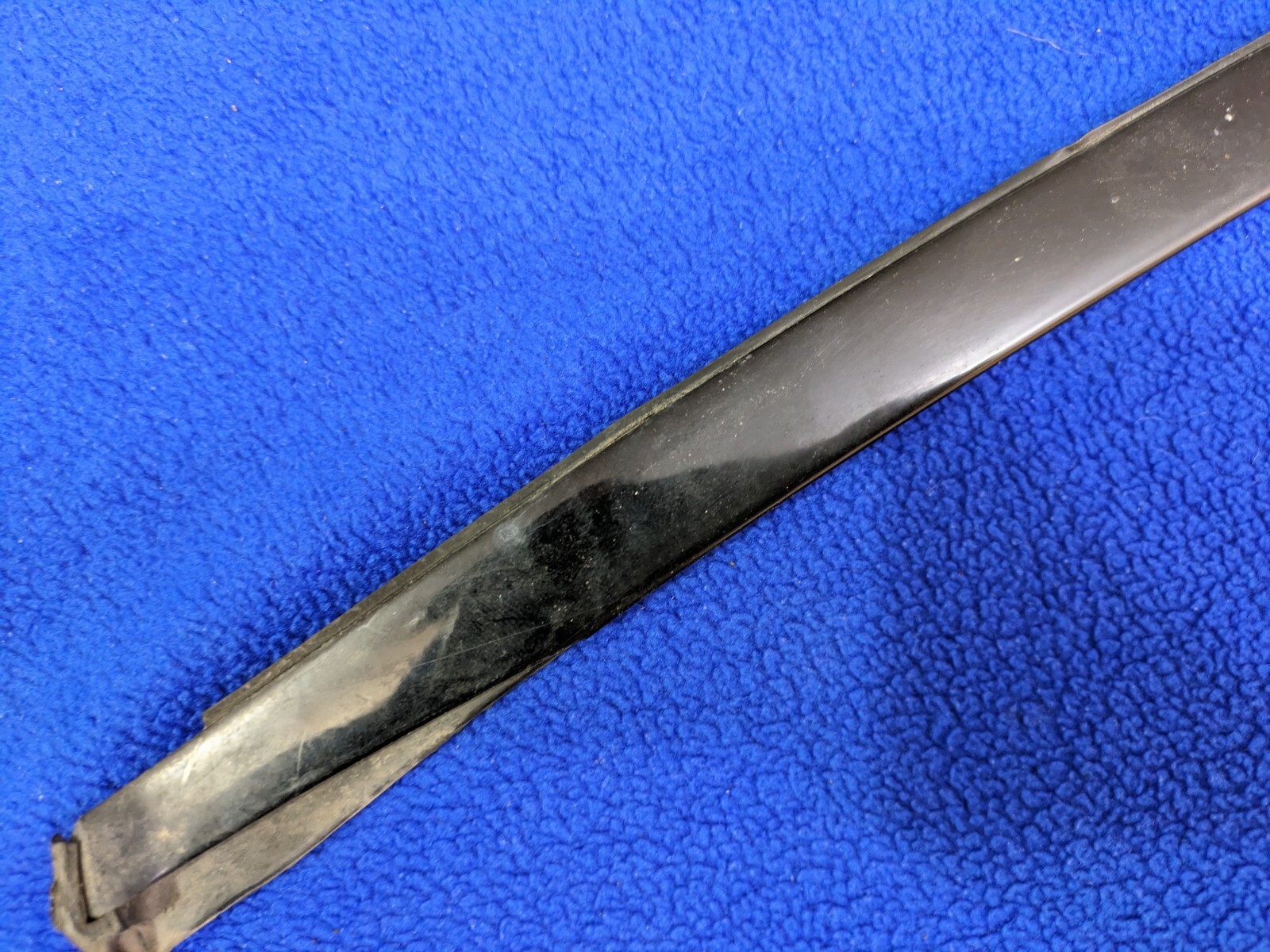 black strip window molding front right Bentley CONTINENTAL FLYING SPUR oem