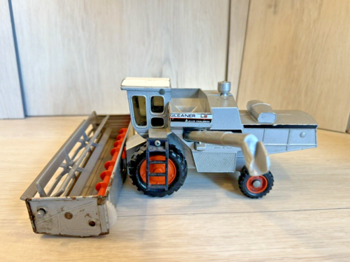 Vintage Ertl 1:32nd Scale Allis Chalmers Gleaner L2 Combine Used - Picture 3 of 7