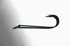 Daiichi #2461 – 4/0 High Carbon Black Hooks,  25 count