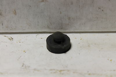 1972 KAWASAKI MACH IV (KB42) NOS OEM 92075-090 METER GAUGES DAMPER RUBBER