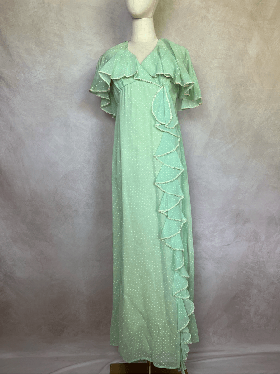 1970s formal dress Vintage 70s prom dresses were a feminine fusion of bohemian & chic 1 x Womens Dress Care Instructions Shop our 1970s Dresses |