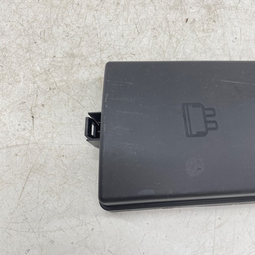 AUDI RS3 8V FUSE BOX COVER 5Q0937132A TRIM PANEL TOP 2.5 TFSI CZGB 15-16 - Picture 3 of 12