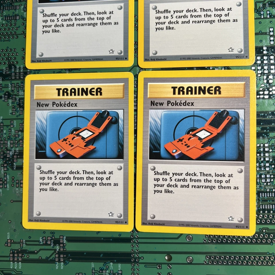 New Pokedex 95/111 Neo Genesis Trainer Pokemon Card Vintage 4 - Image 3 of 4