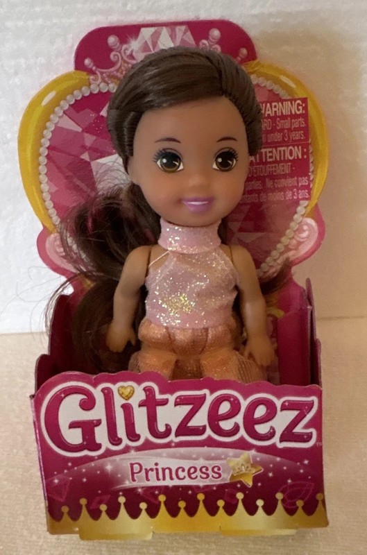 ZURU Glitzeez Princess 4in Articulated Fashion Doll Brown Hair Unopened
