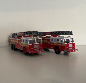 Code 3 FDNY Seagrave Ladder 37 and 150, loose