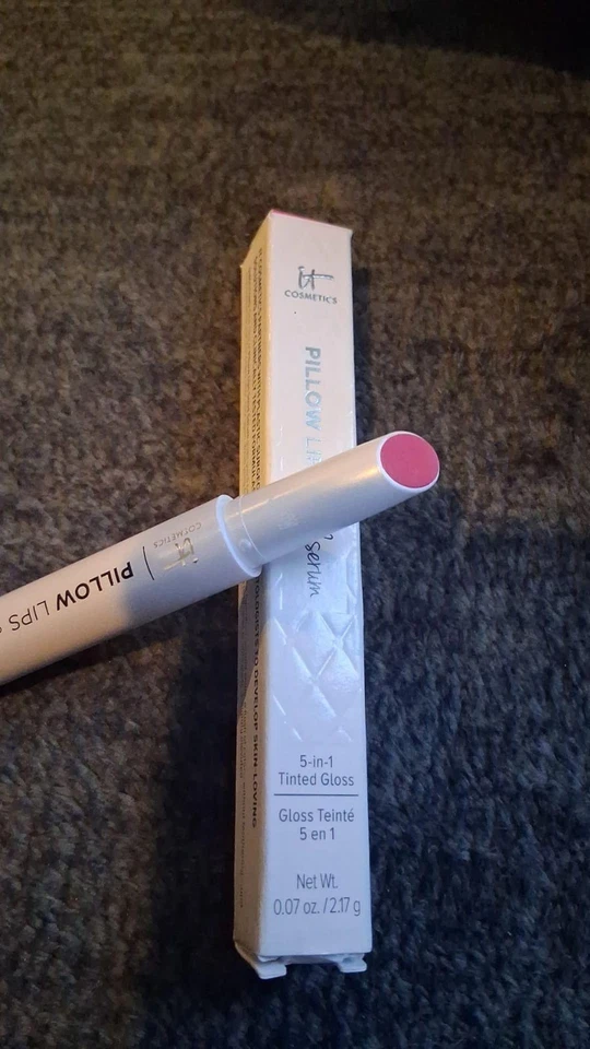 Suero sólido para labios almohada it Cosmetics (11:11) brillo tintado 5 en 1 0,07 oz nuevo en caja Foto 2 de 2