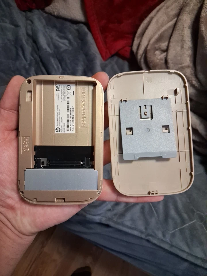 HP Sprocket Portable Zink Photo Printer GOLD Z3Z94A - SNPRH-1603 - Image 3 of 3