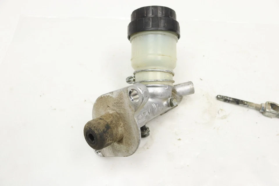 Cilindro maestro de frenos Kawasaki Mule 4010 Trans4x4 diésel 10 43015-1682 51206 Foto 3 de 4