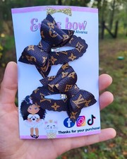 Brown Snap Clip Pair Set