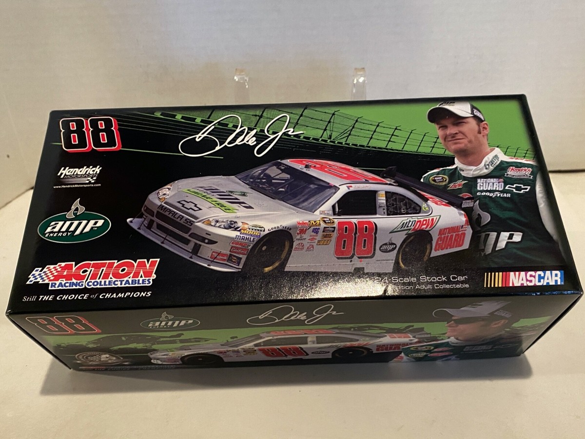 Dale Earnhardt Jr #88 – 1:24 Elite Action – 2009 Impala SS AMP Energy – Coffret