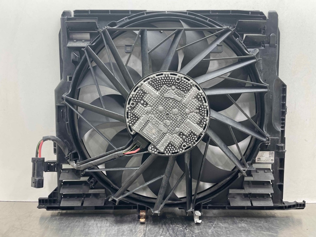 2009 BMW 750i OEM Engine Radiator Cooling Fan Assembly 79K 
