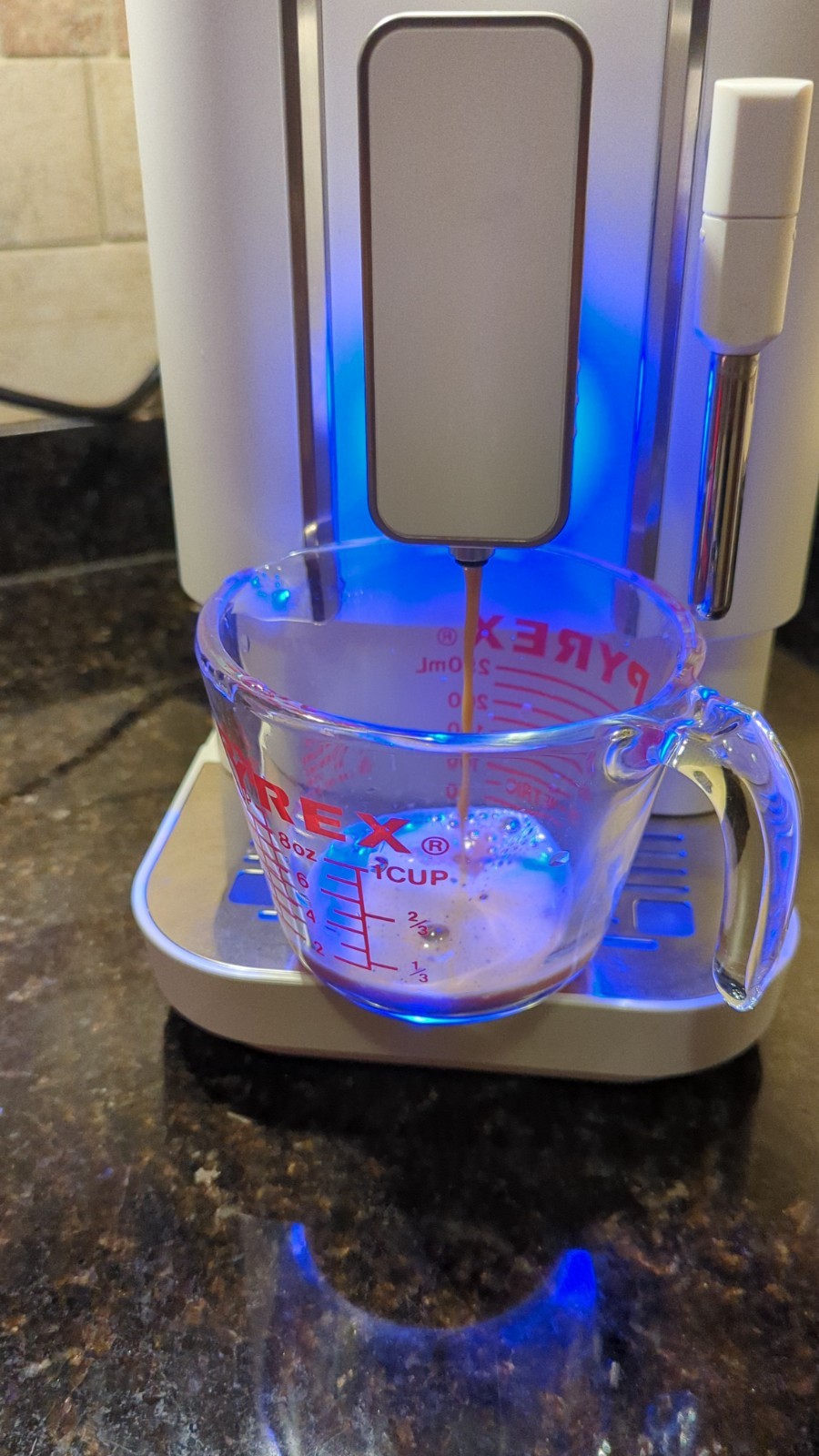 Espressione Concierge Elite Diamond White Espresso Machine 