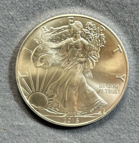 2016 American Silver Eagle 1 oz .999 Fine Silver $1 BU US Coin