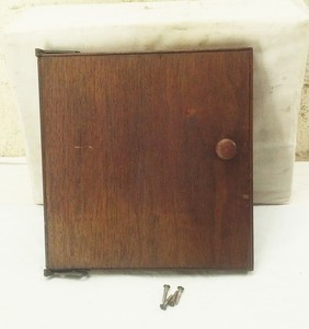 Vtg antique Victor Victrola phonograph record player Cabinet wood door w/ hinges