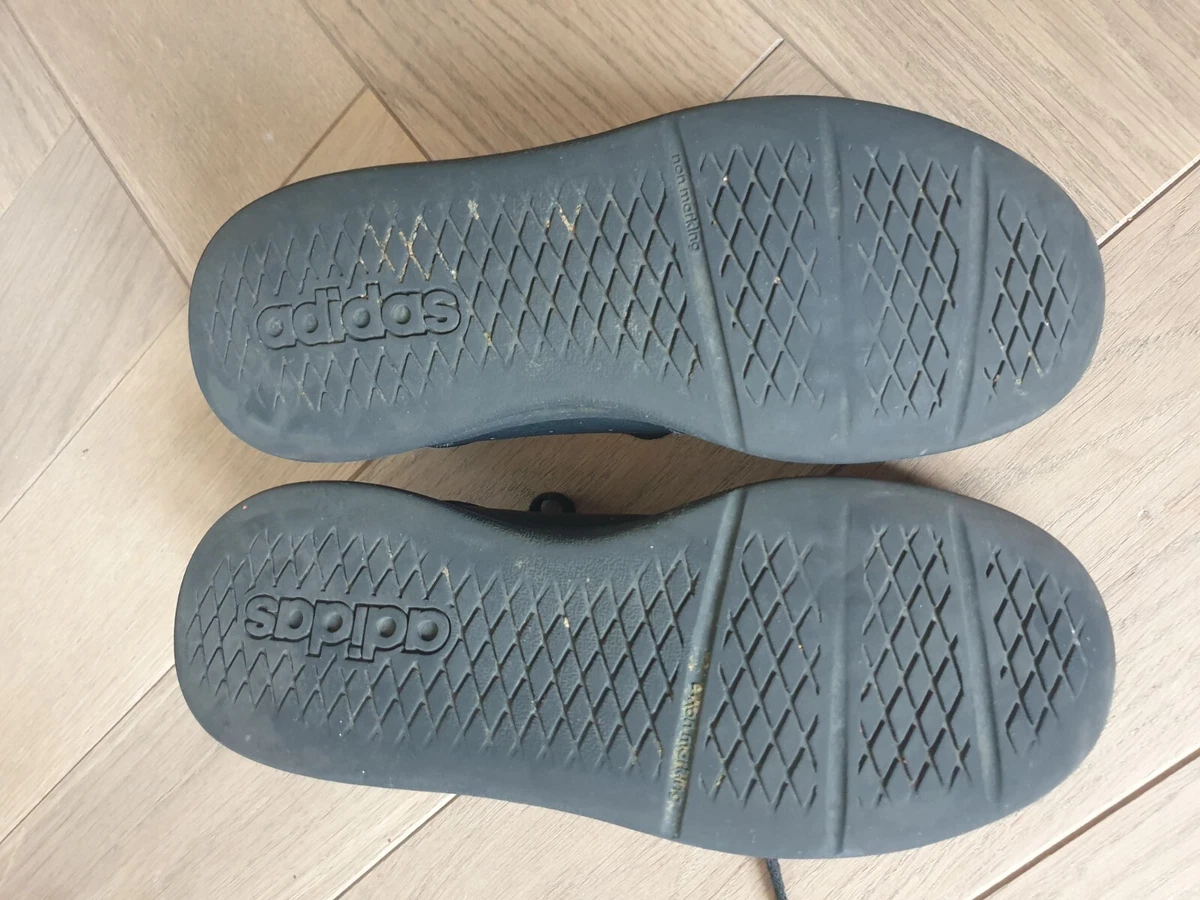 School shoes deals size 4.5