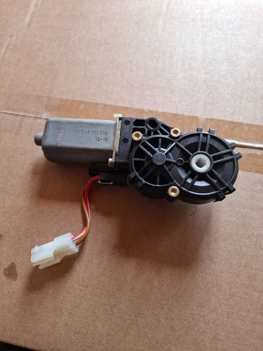 BMW 3er Cabrio E46 Dach Verdeck Mechanik Motor Antrieb P/Nr 8380036